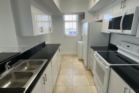 Condominio en venta en Miami, Florida, 2 dormitorios, 90.95 m2 № 1409148 - foto 2