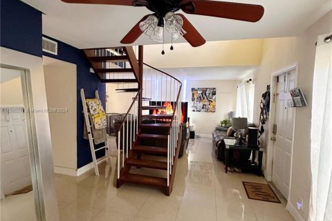 Condominio en venta en Sunrise, Florida, 3 dormitorios, 137.96 m2 № 1189027 - foto 8