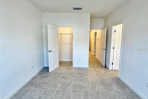 Adosado en venta en Orlando, Florida, 5 dormitorios, 178.19 m2 № 1383273 - foto 13