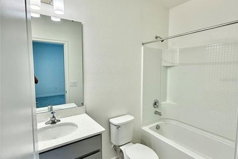 Adosado en venta en Orlando, Florida, 5 dormitorios, 178.19 m2 № 1383273 - foto 19