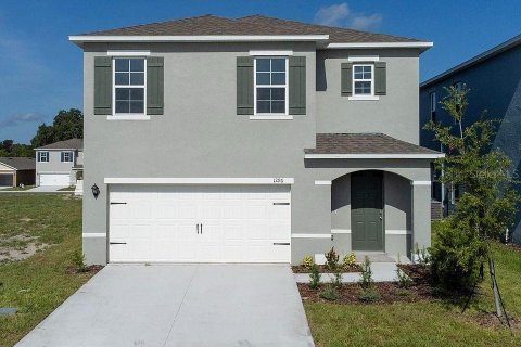 House in Davenport, Florida 5 bedrooms, 250.46 sq.m. № 1383788 - photo 1