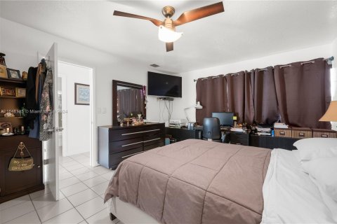 Townhouse in Miami, Florida 3 bedrooms, 126.81 sq.m. № 1330990 - photo 24