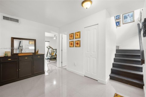 Townhouse in Miami, Florida 3 bedrooms, 126.81 sq.m. № 1330990 - photo 16