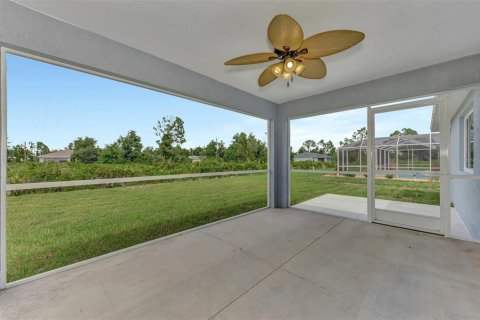 House in Port Charlotte, Florida 3 bedrooms, 123.1 sq.m. № 1279068 - photo 26