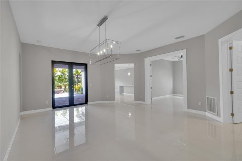 House in Parkland, Florida 5 bedrooms, 275.92 sq.m. № 1222501 - photo 29