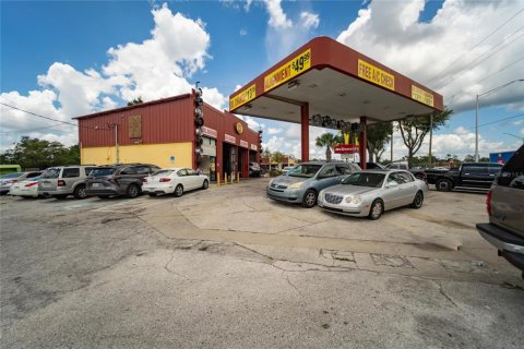 Commercial property in Tampa, Florida 234.86 sq.m. № 665999 - photo 11