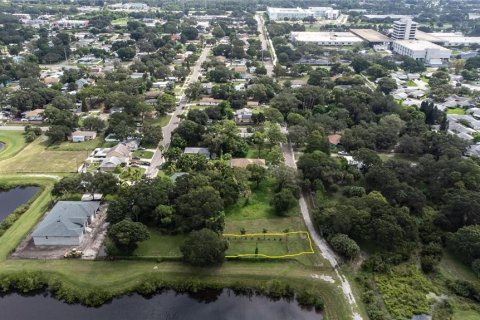 Terreno en venta en Saint Petersburg, Florida № 1300499 - foto 3