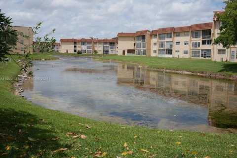 Condominio en venta en Sunrise, Florida, 1 dormitorio, 59.46 m2 № 1347643 - foto 25