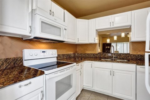 Copropriété à vendre à Lauderdale Lakes, Floride: 2 chambres, 87.7 m2 № 1181991 - photo 21