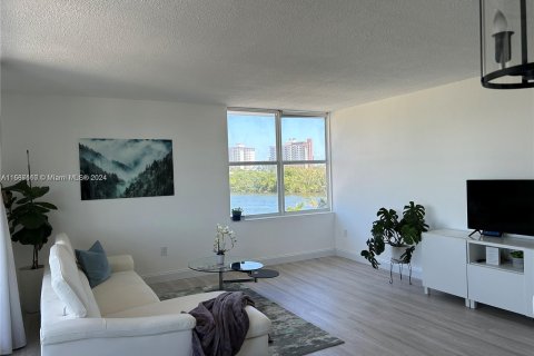 Copropriété à vendre à Fort Lauderdale, Floride: 1 chambre, 88.72 m2 № 1427549 - photo 10