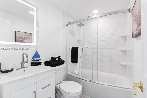 Copropriété à vendre à Fort Lauderdale, Floride: 1 chambre, 88.72 m2 № 1427549 - photo 4