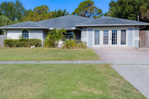 House in PORT ST. JOHN in Cocoa, Florida 3 bedrooms, 204.94 sq.m. № 1199970 - photo 1