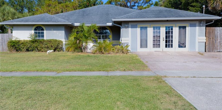 House in PORT ST. JOHN in Cocoa, Florida 3 bedrooms, 204.94 sq.m. № 1199970