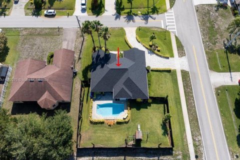 Villa ou maison à louer à Port St. Lucie, Floride: 3 chambres, 191.47 m2 № 1370435 - photo 8