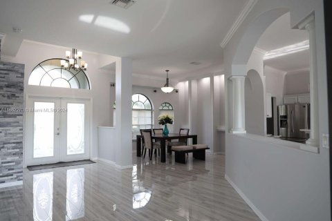 Villa ou maison à louer à Port St. Lucie, Floride: 3 chambres, 191.47 m2 № 1370435 - photo 18