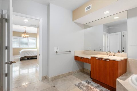 Condo in Riviera Beach, Florida, 2 bedrooms  № 1107823 - photo 21