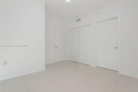 Condominio en venta en Miami, Florida, 2 dormitorios, 114.73 m2 № 1417770 - foto 16