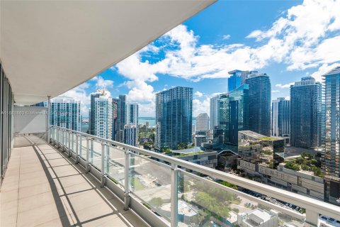 Condominio en venta en Miami, Florida, 2 dormitorios, 114.73 m2 № 1417770 - foto 1