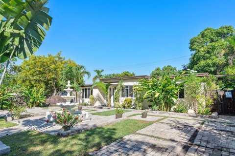 Villa ou maison à vendre à North Miami, Floride: 3 chambres, 121.14 m2 № 825288 - photo 30