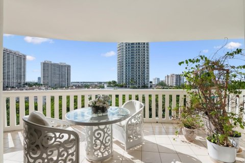 Condo in Aventura, Florida, 3 bedrooms  № 1419980 - photo 10