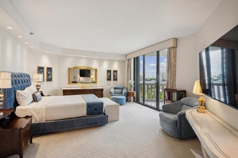 Condo in Aventura, Florida, 3 bedrooms  № 1419980 - photo 12