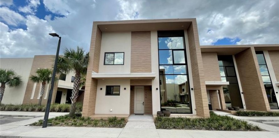 Townhouse in Kissimmee, Florida 4 bedrooms, 218.88 sq.m. № 218744