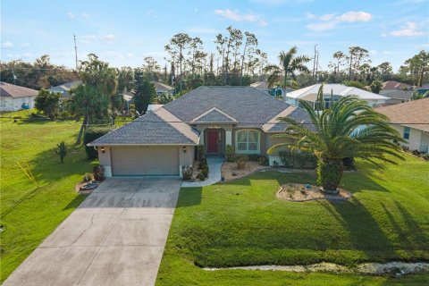 Villa ou maison à vendre à North Port, Floride: 3 chambres, 178.37 m2 № 1409603 - photo 1