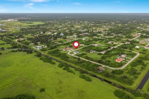 Casa en venta en Lehigh Acres, Florida, 4 dormitorios, 175.77 m2 № 1094751 - foto 4