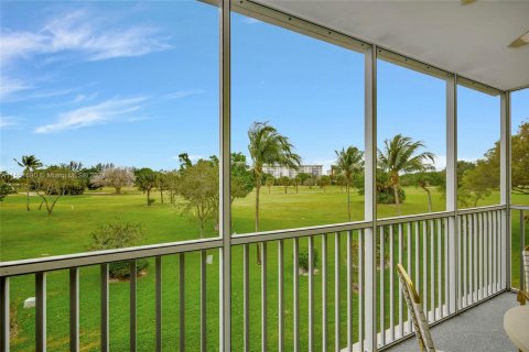 Condominio en venta en Pompano Beach, Florida, 3 dormitorios, 129.13 m2 № 1094790 - foto 1