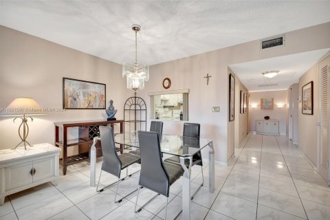 Condominio en venta en Pompano Beach, Florida, 3 dormitorios, 129.13 m2 № 1094790 - foto 6