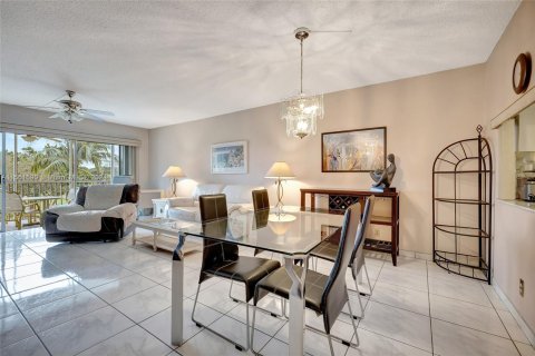 Condominio en venta en Pompano Beach, Florida, 3 dormitorios, 129.13 m2 № 1094790 - foto 3