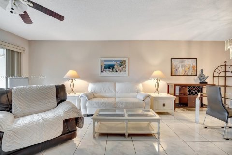Condominio en venta en Pompano Beach, Florida, 3 dormitorios, 129.13 m2 № 1094790 - foto 7