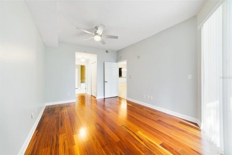 Condominio en venta en Orlando, Florida, 3 dormitorios, 164.9 m2 № 883396 - foto 11