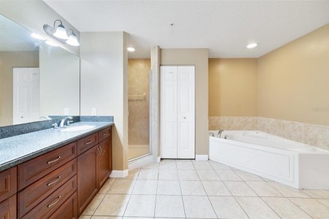 Condominio en venta en Orlando, Florida, 3 dormitorios, 164.9 m2 № 883396 - foto 13