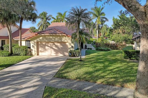 House in West Palm Beach, Florida 3 bedrooms, 213.68 sq.m. № 869277 - photo 6
