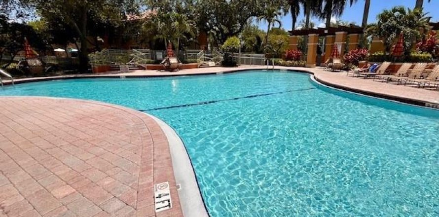 Condo in Fort Lauderdale, Florida, 3 bedrooms  № 1215983