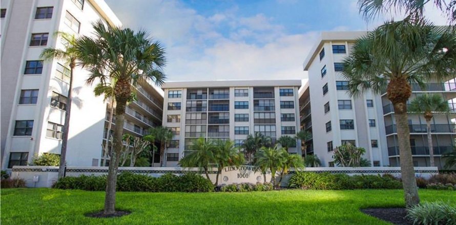 Condominio en Sarasota, Florida, 2 dormitorios  № 625218