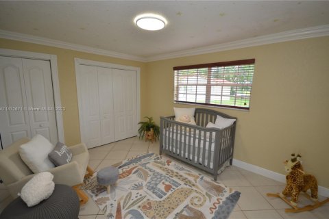 Casa en venta en Miami Lakes, Florida, 5 dormitorios, 191.1 m2 № 783718 - foto 27