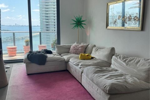 Condominio en venta en Miami, Florida, 1 dormitorio, 56.67 m2 № 1221860 - foto 4