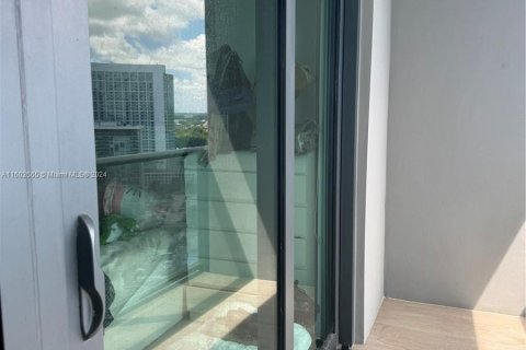 Condominio en venta en Miami, Florida, 1 dormitorio, 56.67 m2 № 1221860 - foto 14