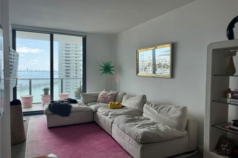 Copropriété à vendre à Miami, Floride: 1 chambre, 56.67 m2 № 1221860 - photo 2