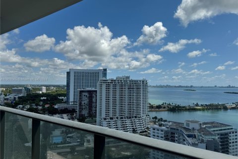 Condominio en venta en Miami, Florida, 1 dormitorio, 56.67 m2 № 1221860 - foto 1