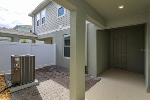 Townhouse in DeBary, Florida 3 bedrooms, 160.63 sq.m. № 244144 - photo 25