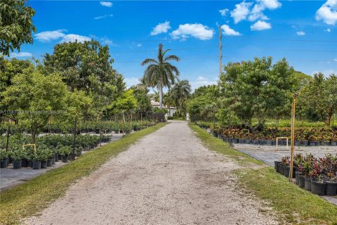 Terreno en venta en Southwest Ranches, Florida № 1175927 - foto 26