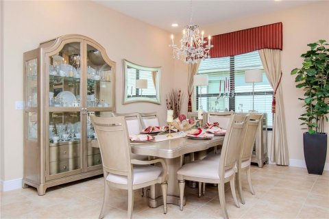 Villa ou maison à vendre à Wesley Chapel, Floride: 4 chambres, 314.94 m2 № 1296698 - photo 9