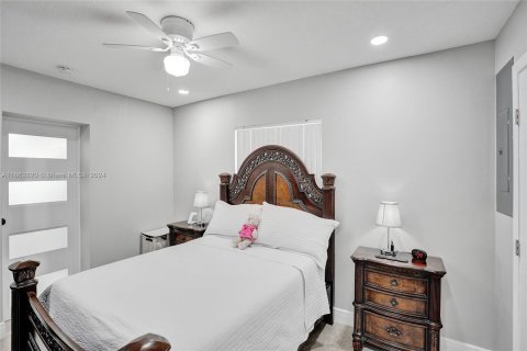 Casa en venta en West Palm Beach, Florida, 3 dormitorios, 143.81 m2 № 1372337 - foto 23