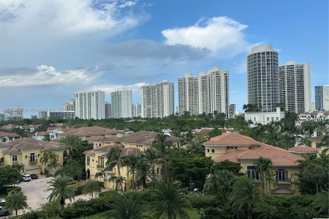 Condo in Aventura, Florida, 3 bedrooms  № 1372339 - photo 29