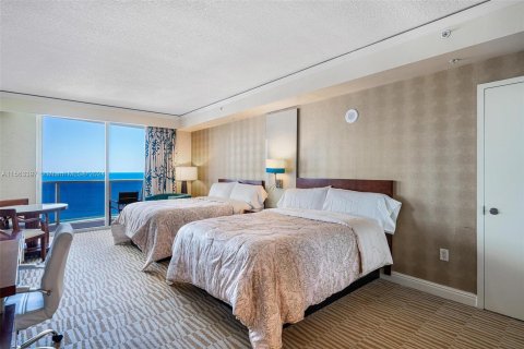 Hôtel, hôtellerie à vendre à Sunny Isles Beach, Floride: 51.19 m2 № 1098132 - photo 6