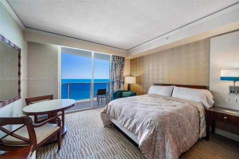 Hotel in Sunny Isles Beach, Florida 51.19 sq.m. № 1098132 - photo 18