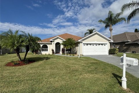 Villa ou maison à vendre à Winter Haven, Floride: 4 chambres, 205.78 m2 № 1376688 - photo 2